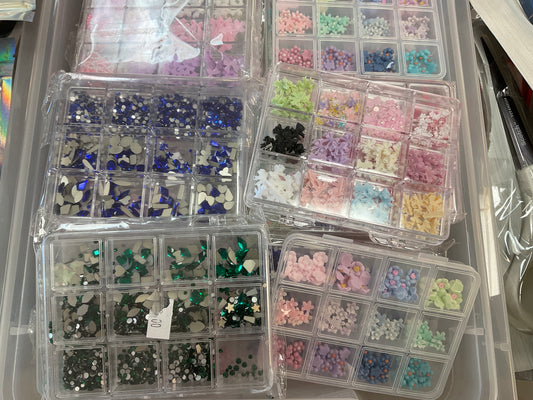 Charm Box 12 ô ( Ngang )